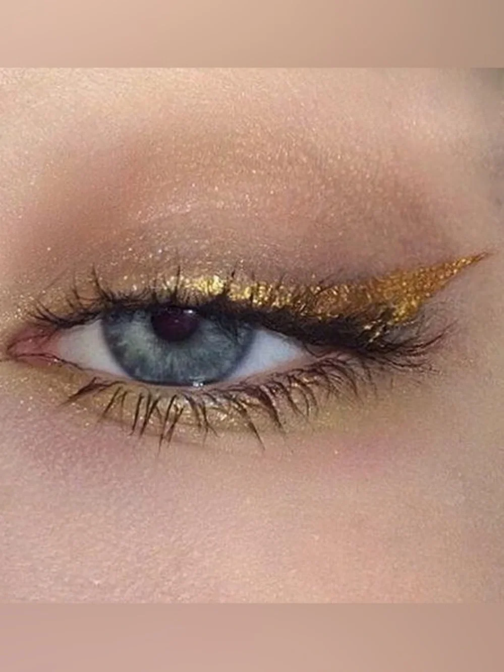 Gold Metallic Liquid Eyeliner - nugget - hard candy